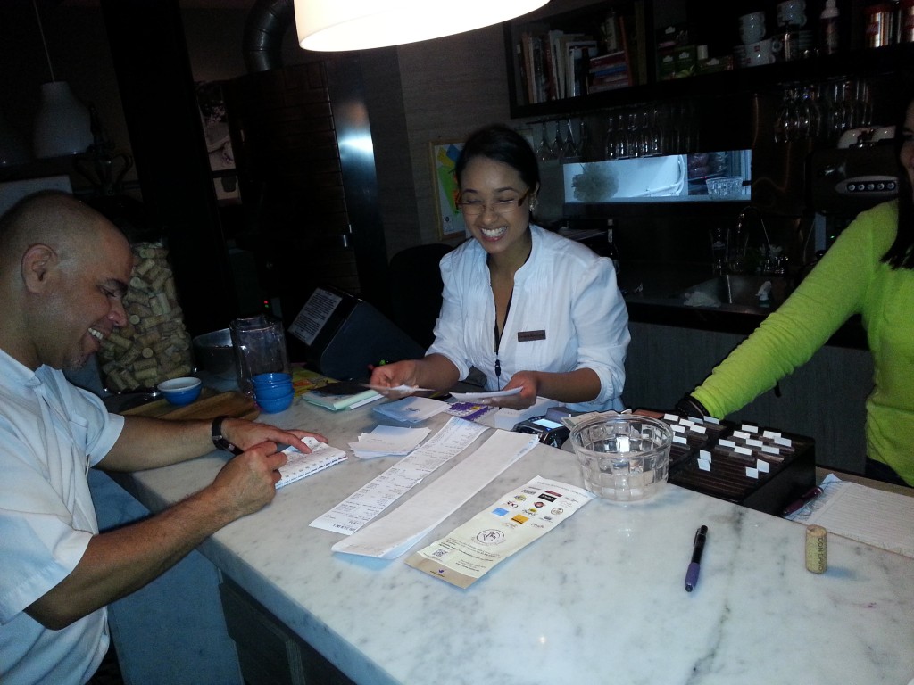 Medellin-Colombia-2014-11-14_entrepreneur-social-club-evening (24)