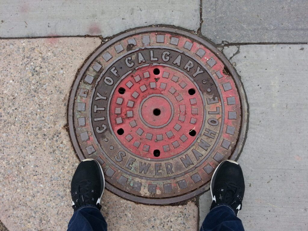 2014 06-16 Calgary manhole cover