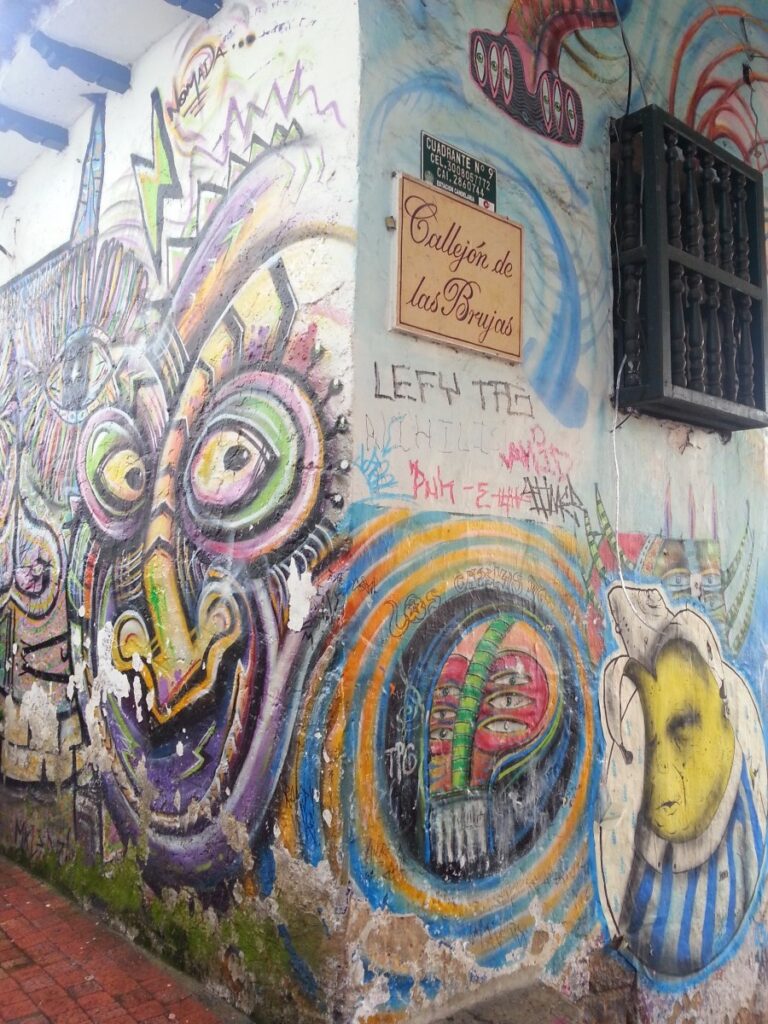 2014-11-18-Bogota-Street-Art-Entrepreneur-Social-Club-Travels (5)