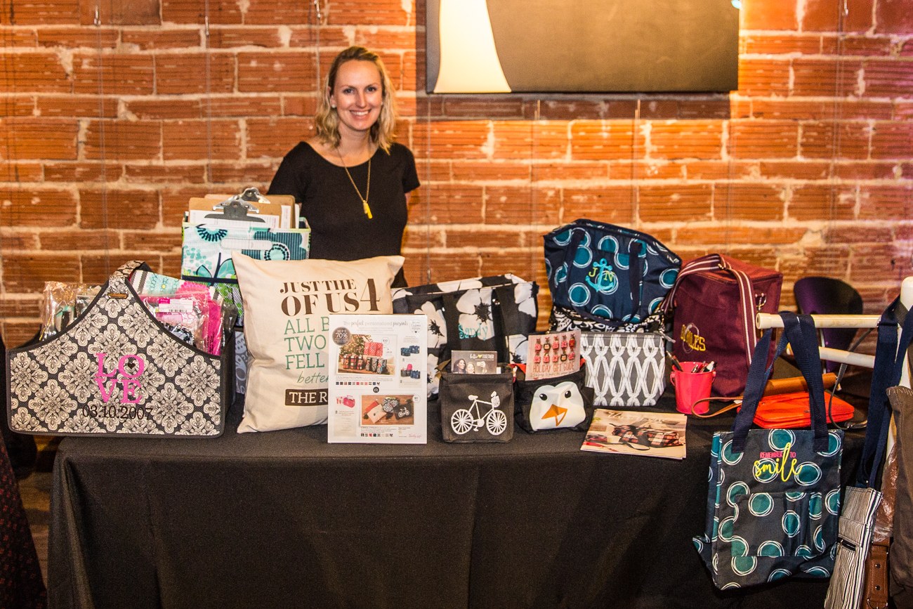 https://entrepreneursocialclub.com/wp-content/uploads/2016/11/2016-11-10-Holiday-Shopping-at-NOVA-535.jpg