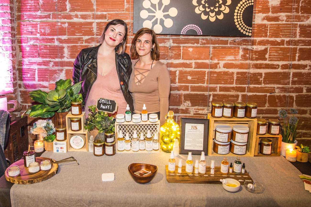 https://entrepreneursocialclub.com/wp-content/uploads/2016/11/2016-11-10-Holiday-Shopping-at-NOVA-535.jpg